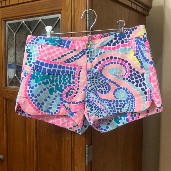 Lilly Pulitzer shorts size 0, GUC - Picture 1 of 5